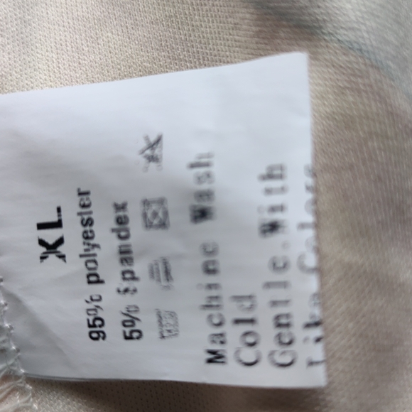 Baroque shorts suit - Picture 5 of 5